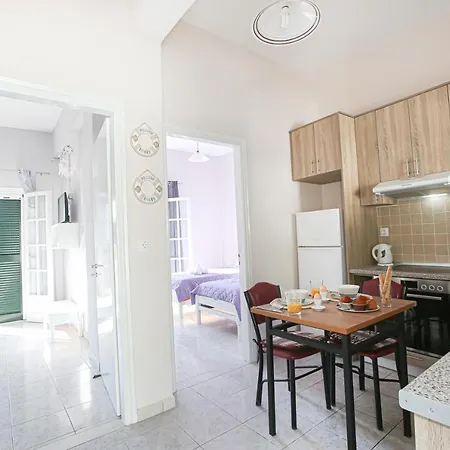 Angela'S House By The Sea Apartment Marathias  Exterior photo