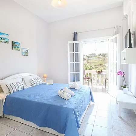 Angela'S House By The Sea Apartment Marathias  Exterior photo