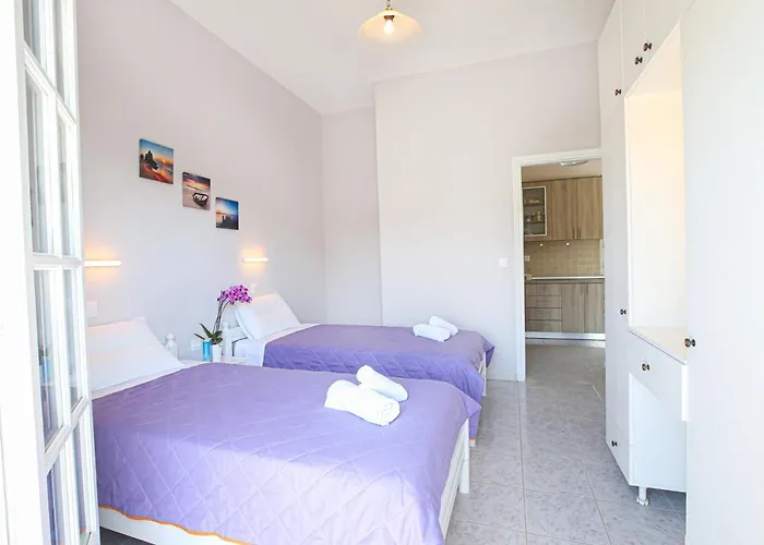 Angela\'S House By The Sea